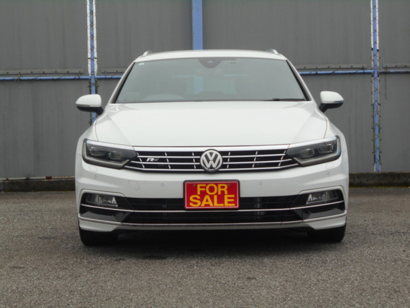 PASSAT VARIANT-3