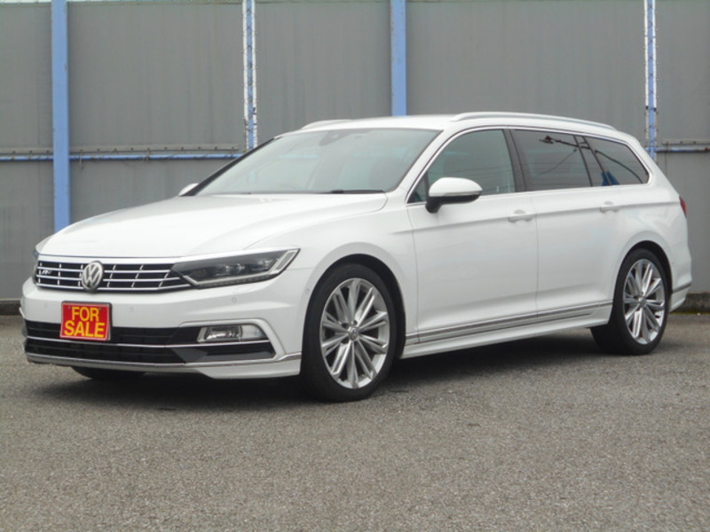 VOLKSWAGEN　PASSAT VARIANT