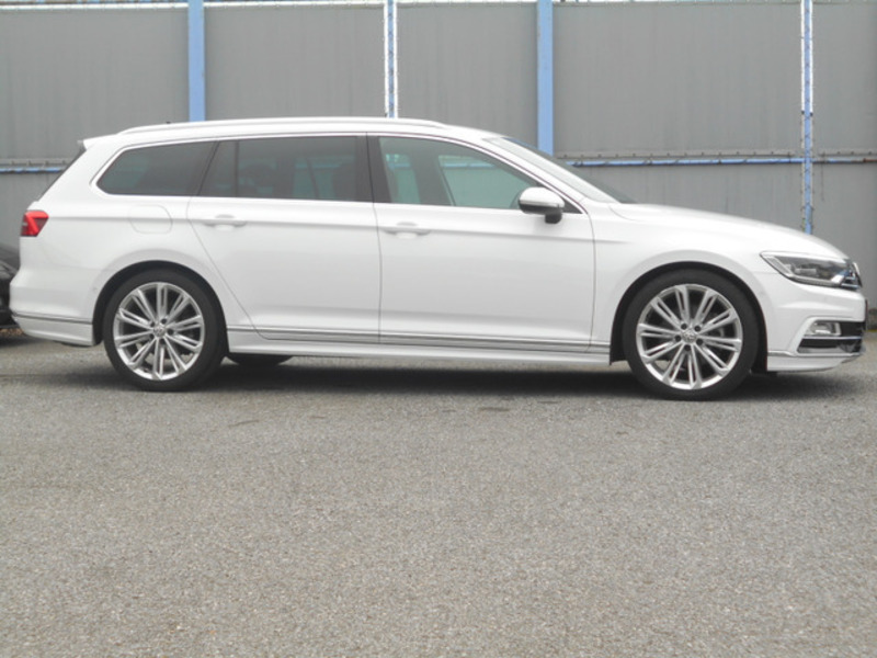 PASSAT VARIANT-7