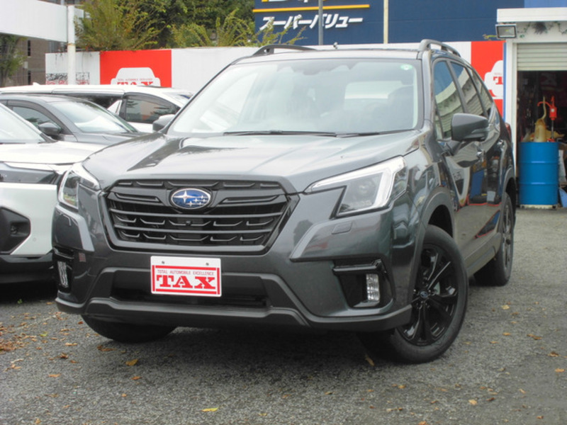 SUBARU　FORESTER