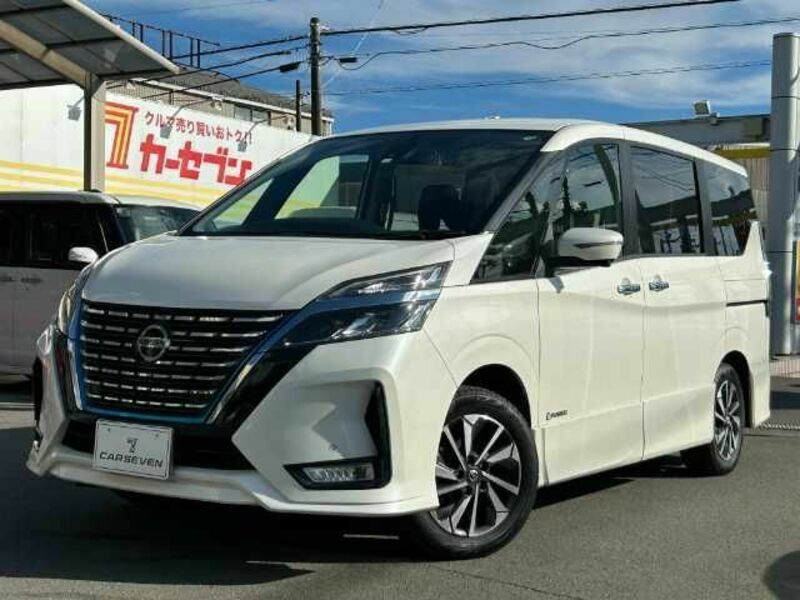 NISSAN　SERENA