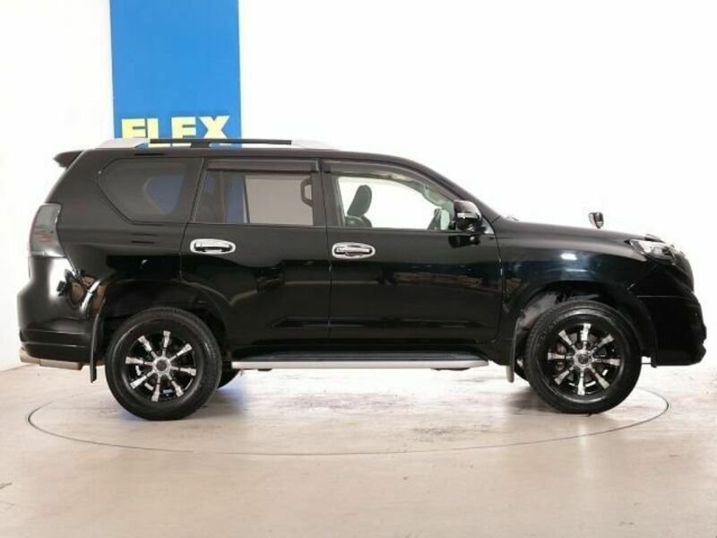 LAND CRUISER PRADO-4