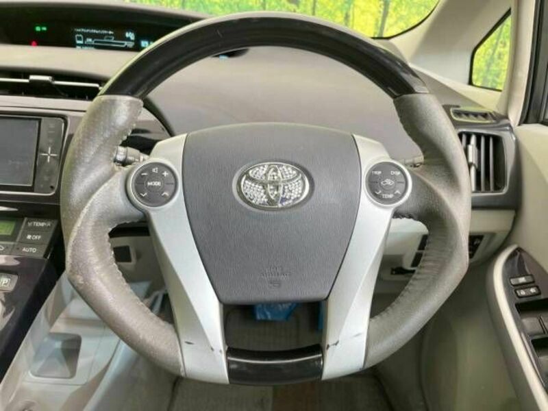 PRIUS-11