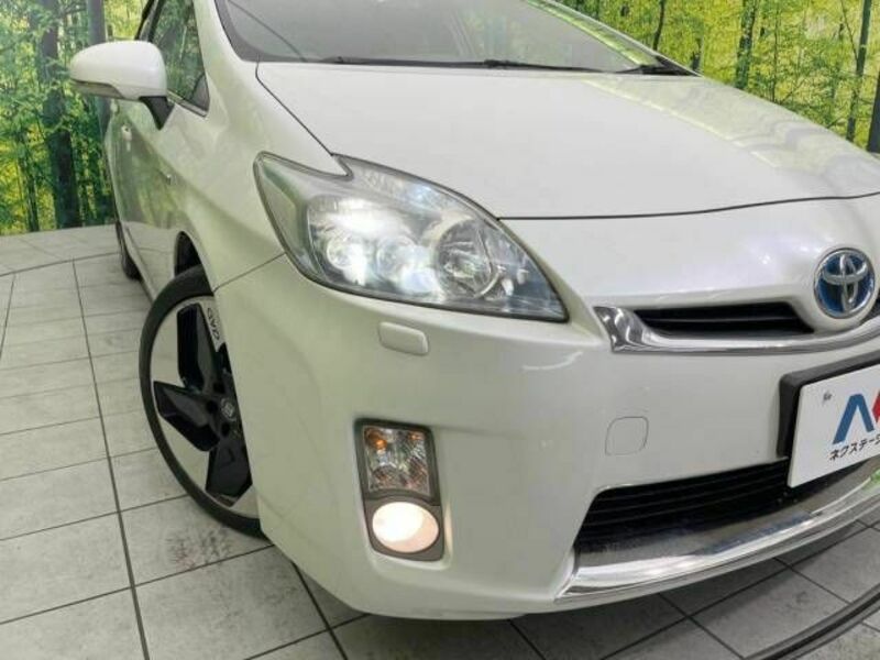 PRIUS-12