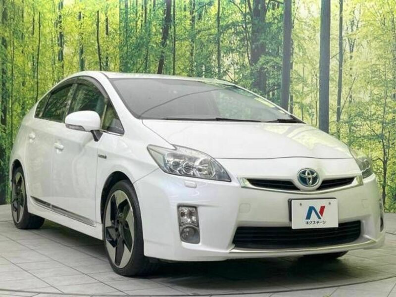 PRIUS-16