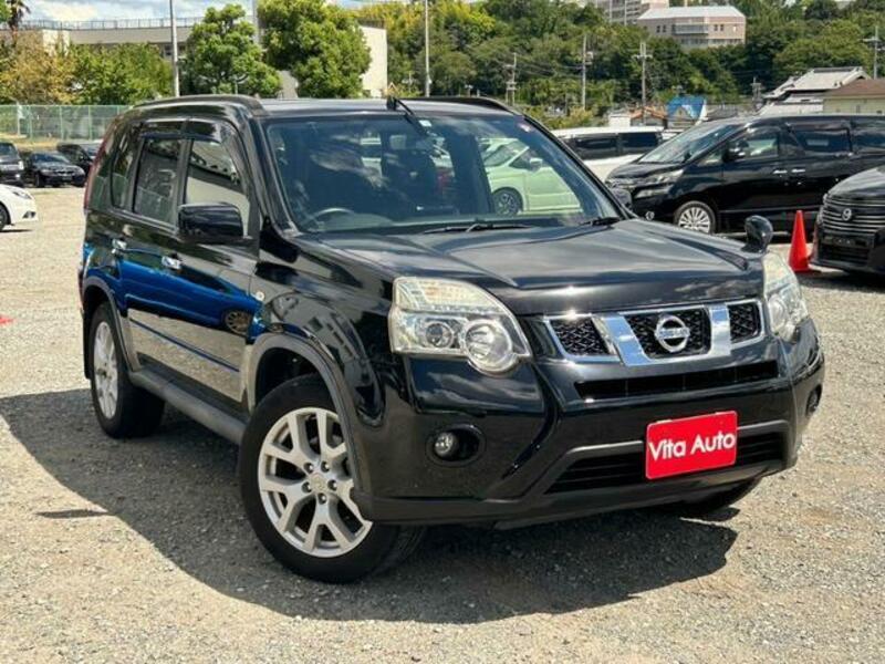 X-TRAIL-1