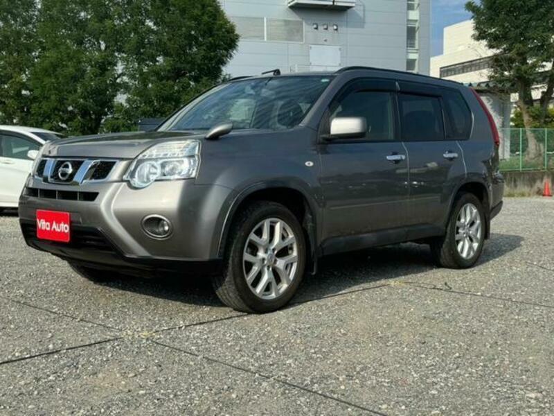 X-TRAIL-9