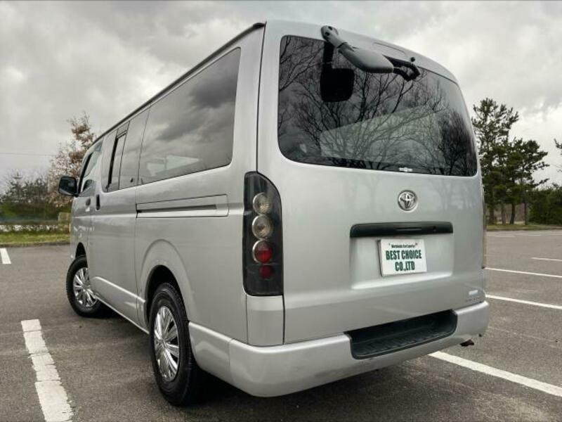 HIACE VAN