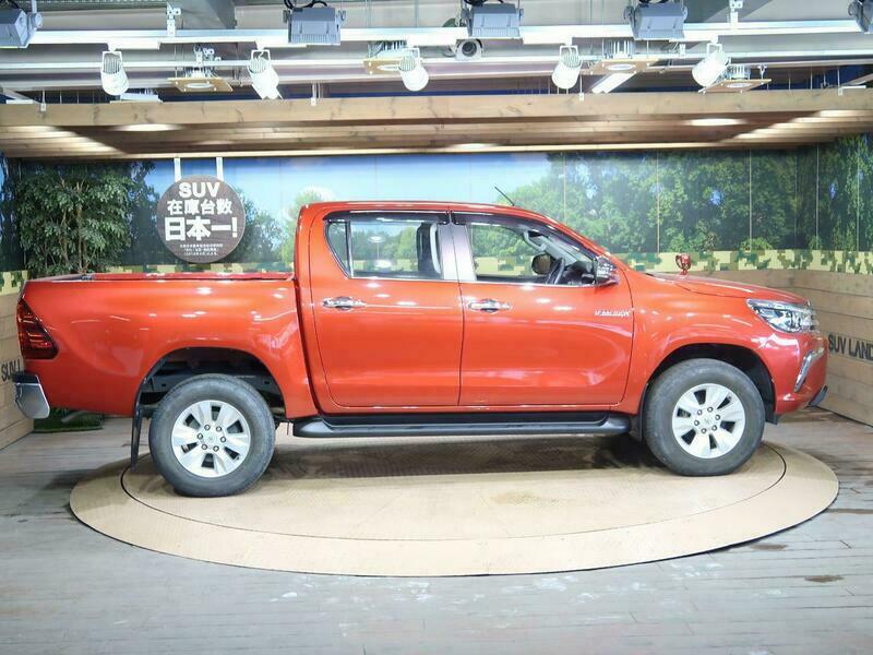 HILUX-27