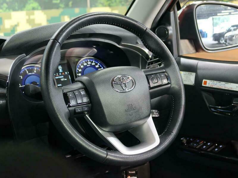 HILUX-25