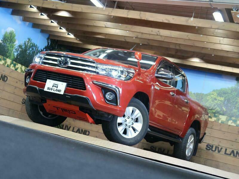 HILUX-34