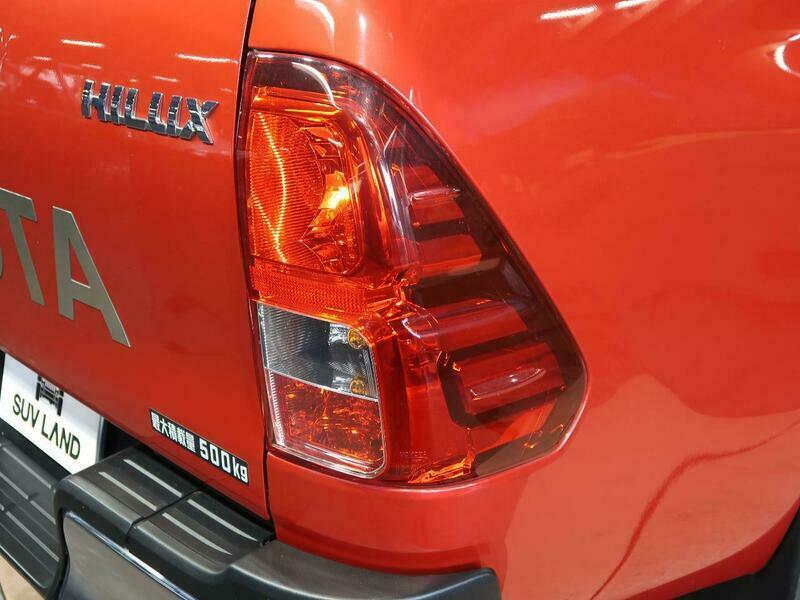 HILUX-17