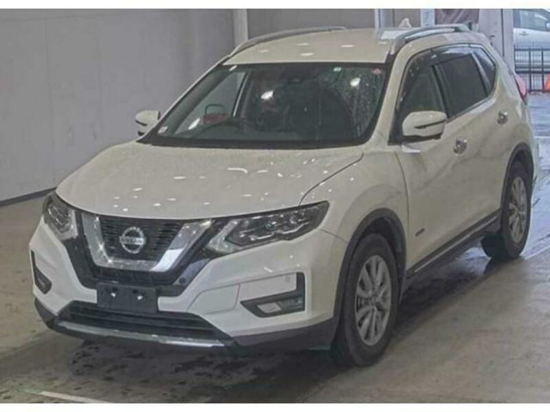 NISSAN　X-TRAIL