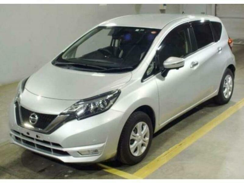 NISSAN　NOTE