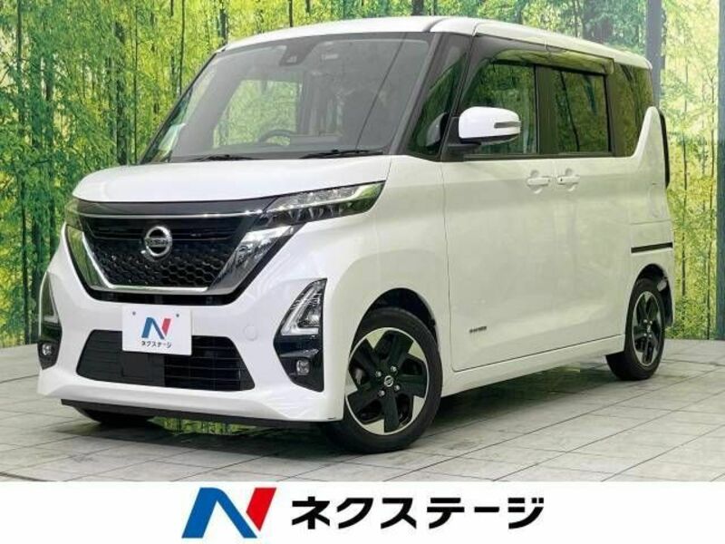 NISSAN　ROOX