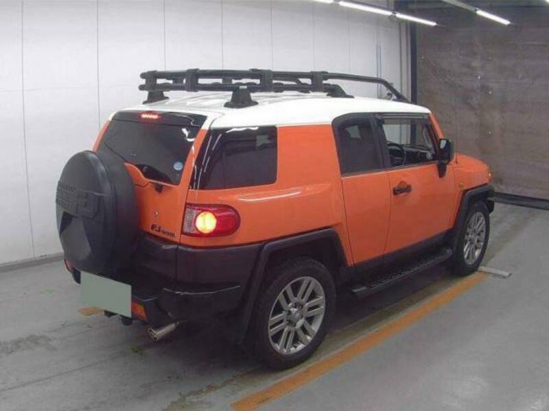 FJ CRUISER-4