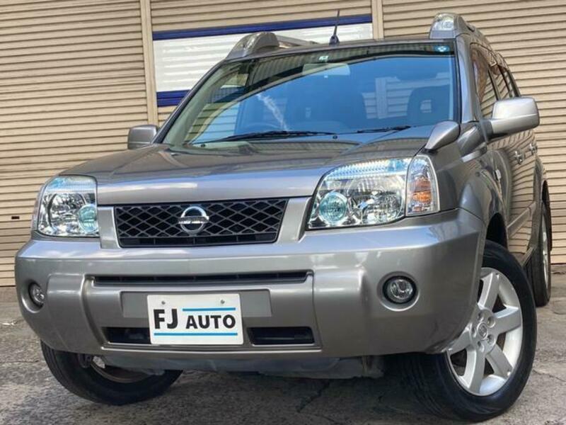 NISSAN　X-TRAIL