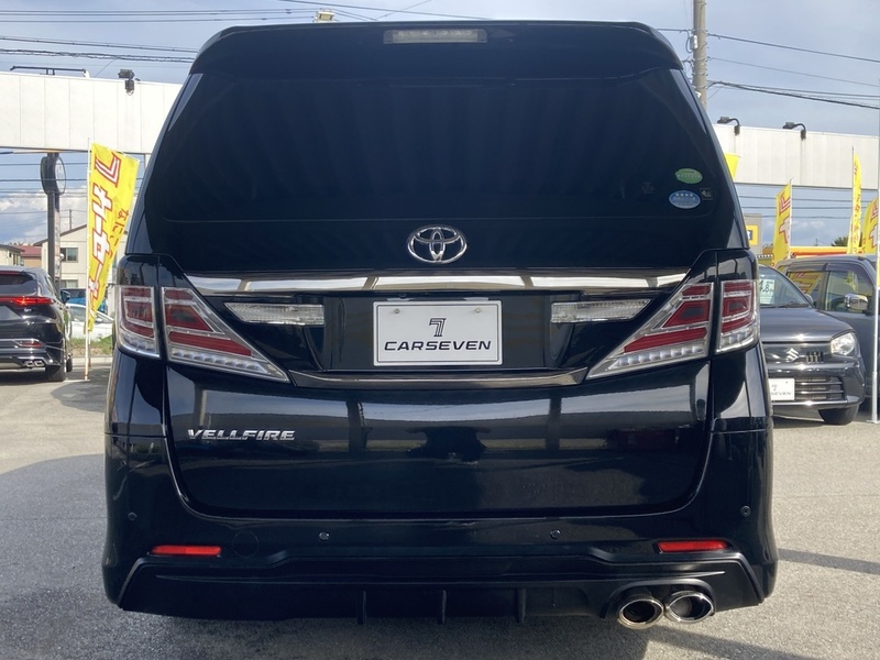 VELLFIRE-6