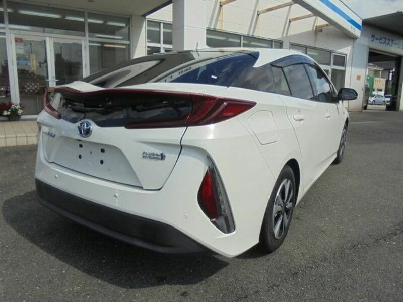 PRIUS PHV-2