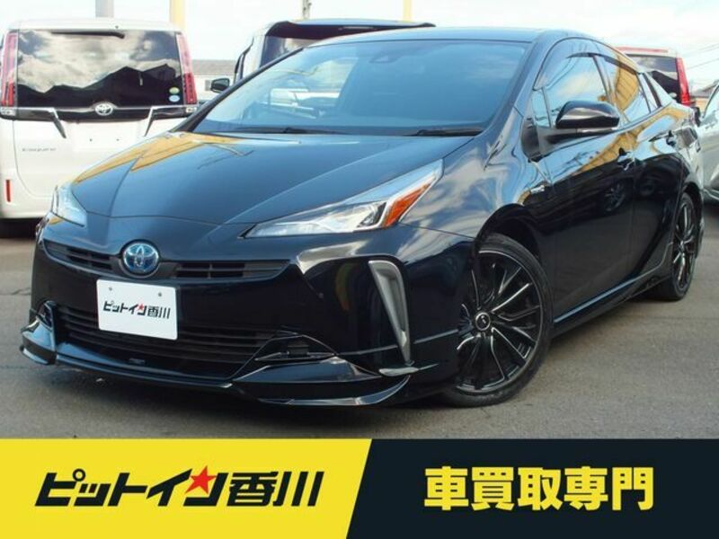 TOYOTA　PRIUS