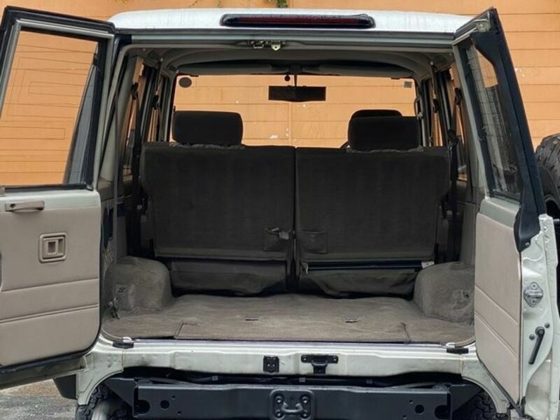 LAND CRUISER PRADO-7