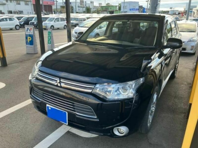 OUTLANDER PHEV-2