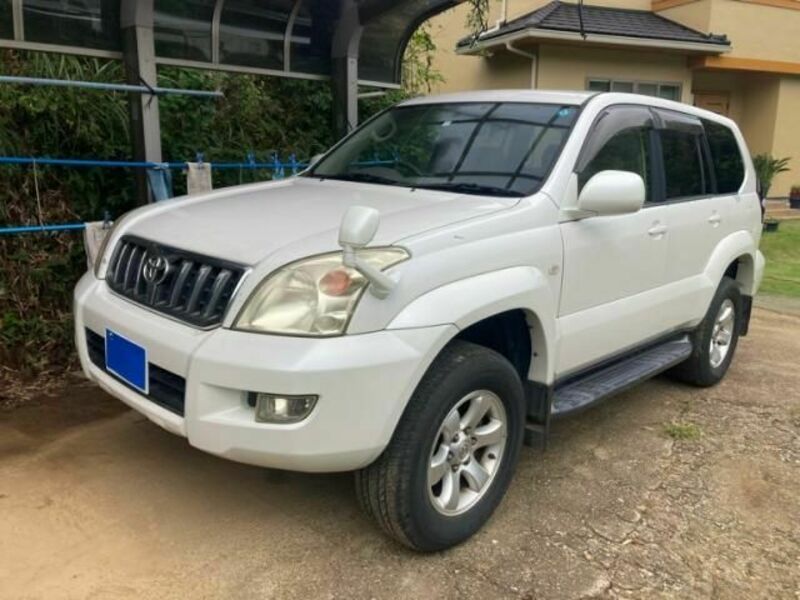 TOYOTA　LAND CRUISER PRADO