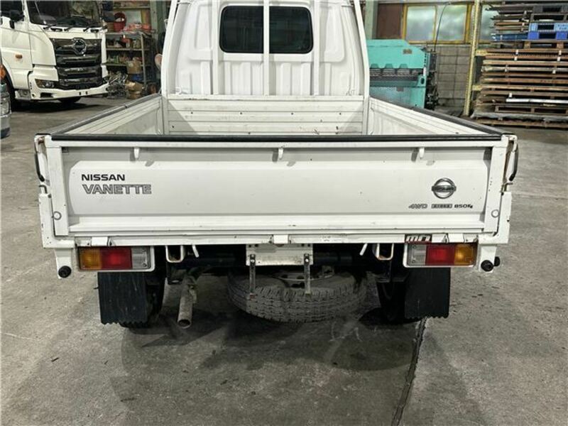 VANETTE TRUCK-1