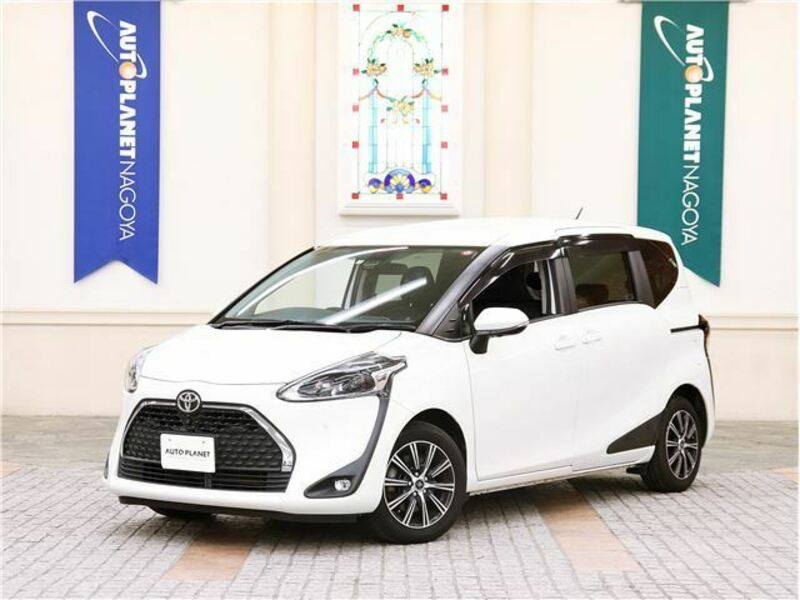 TOYOTA　SIENTA