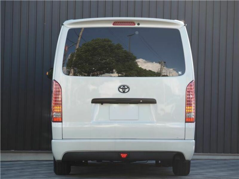 HIACE VAN-12