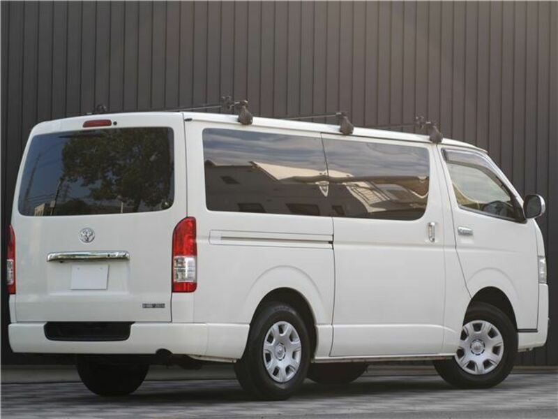 HIACE VAN-8