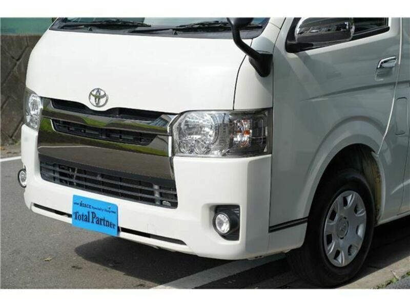 HIACE VAN-4