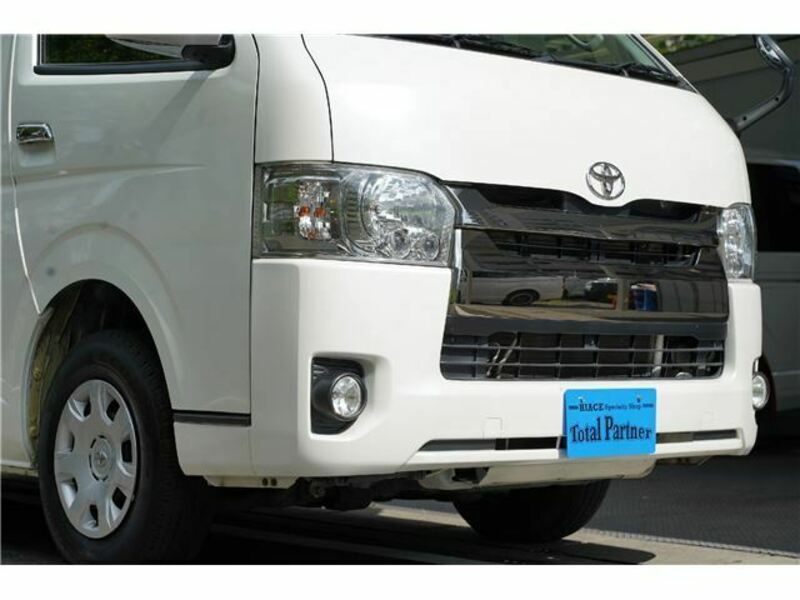 HIACE VAN-8