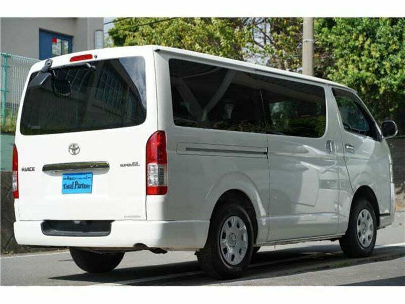 HIACE VAN-37