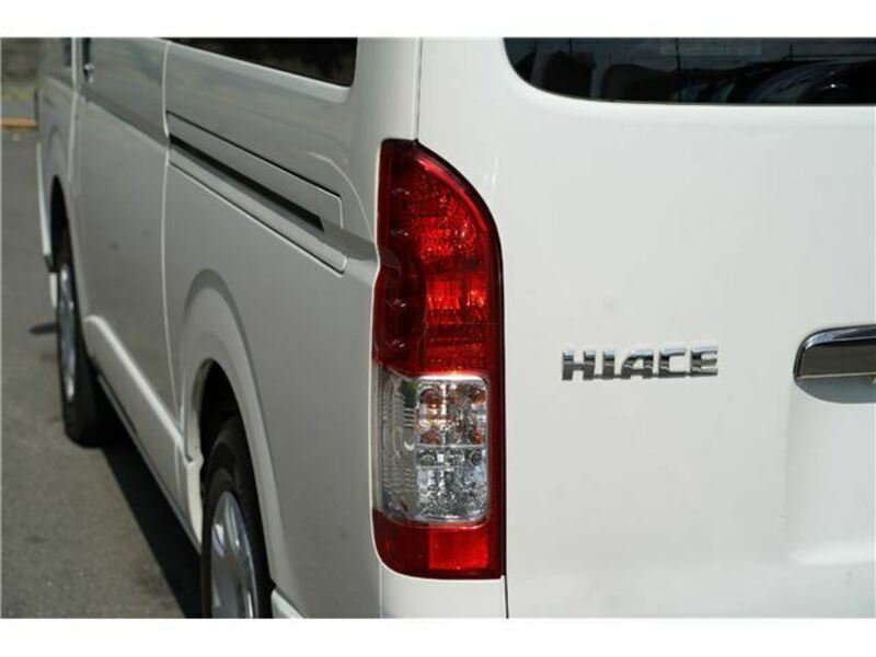 HIACE VAN-43