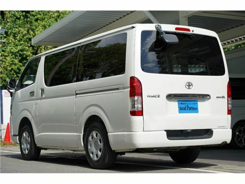 HIACE VAN-46