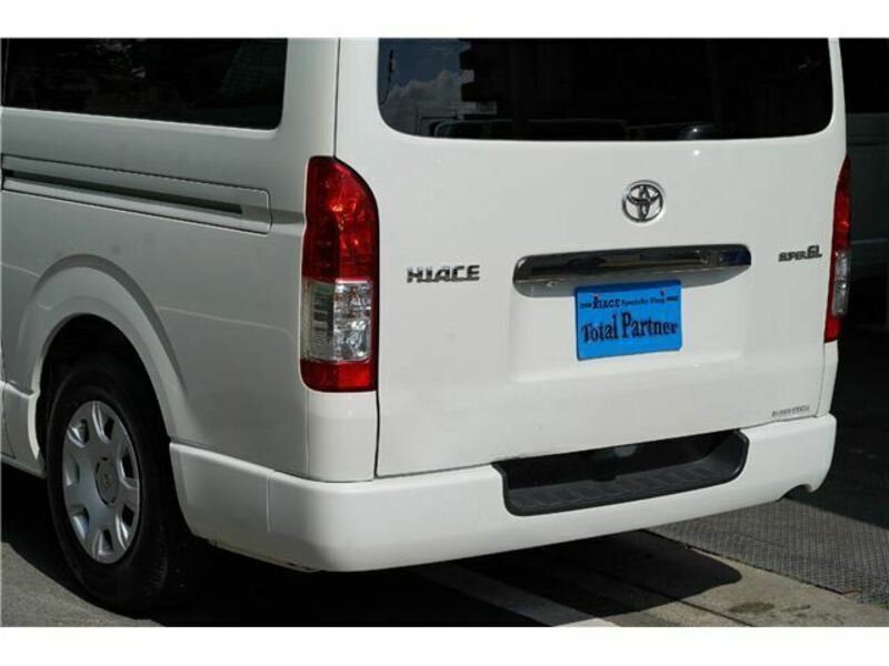 HIACE VAN-47