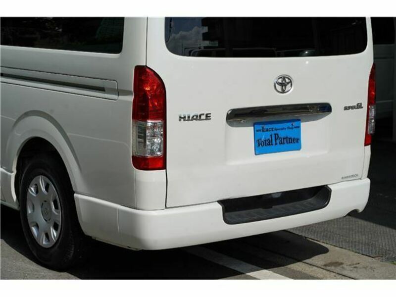 HIACE VAN-48