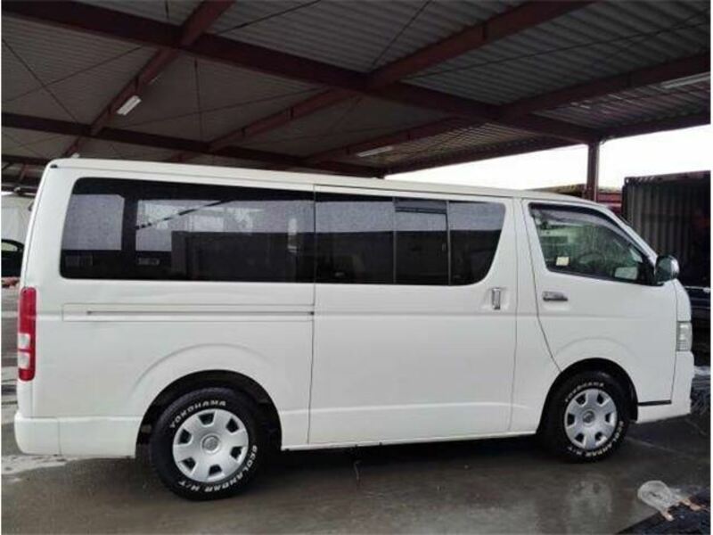 HIACE VAN-7