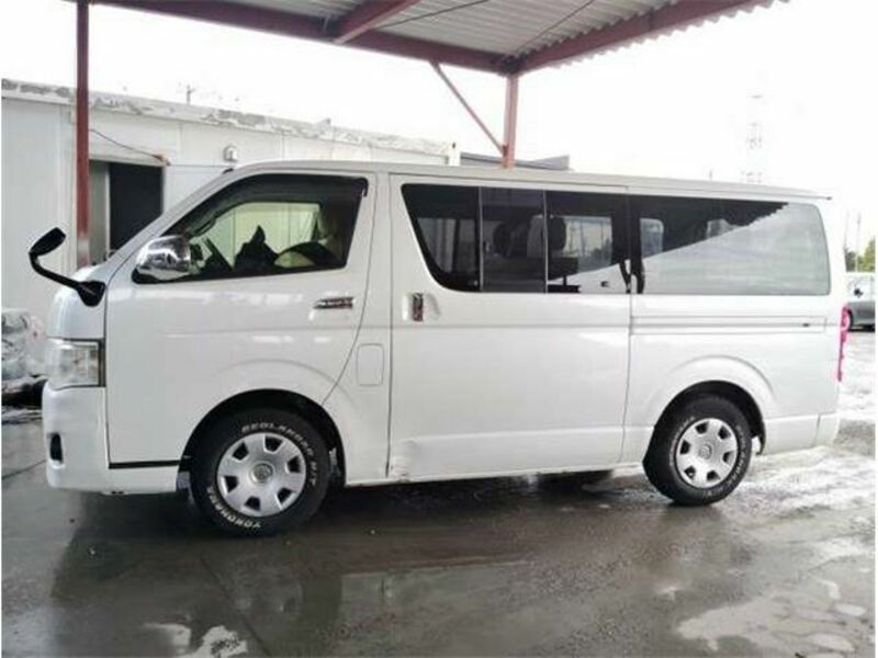 HIACE VAN-8