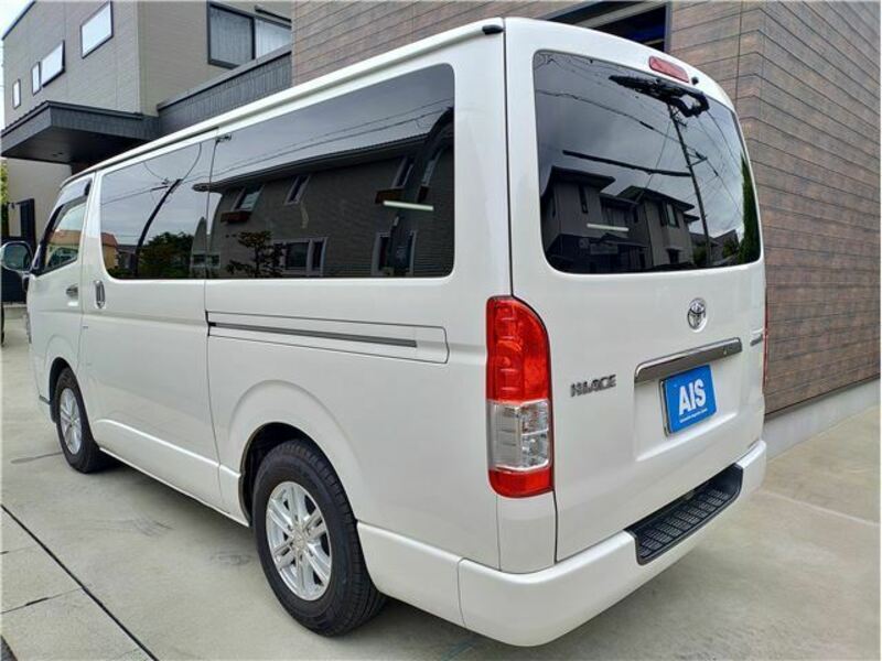 HIACE-4