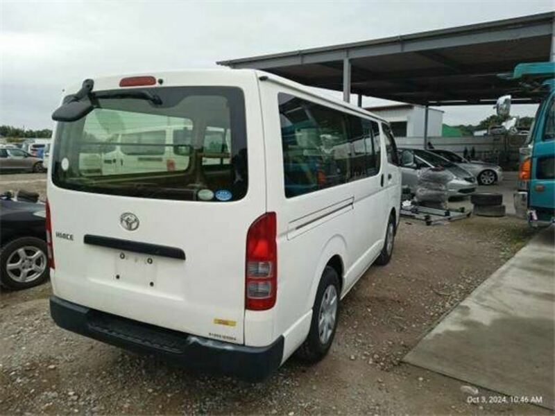 HIACE VAN-4