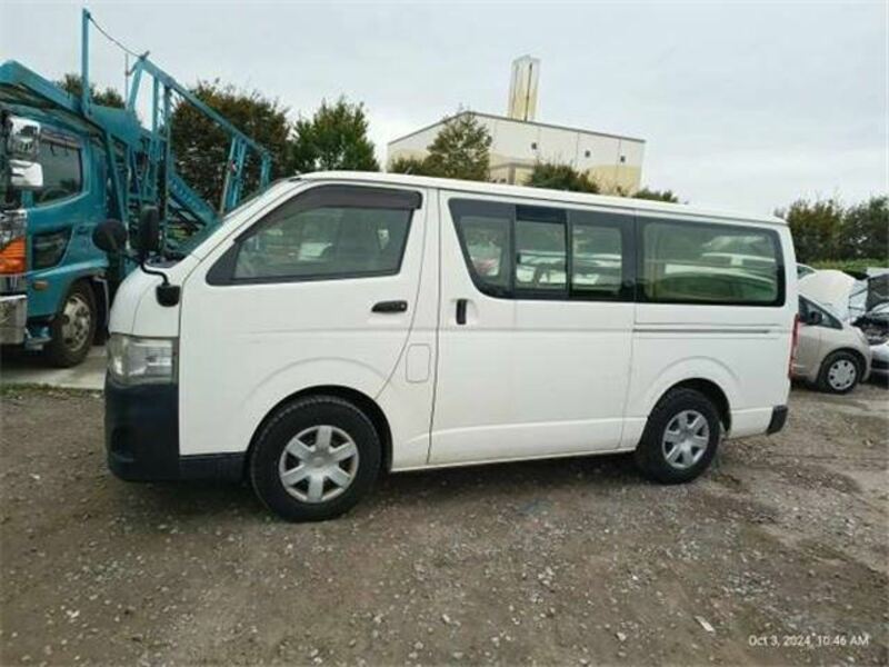 HIACE VAN-8