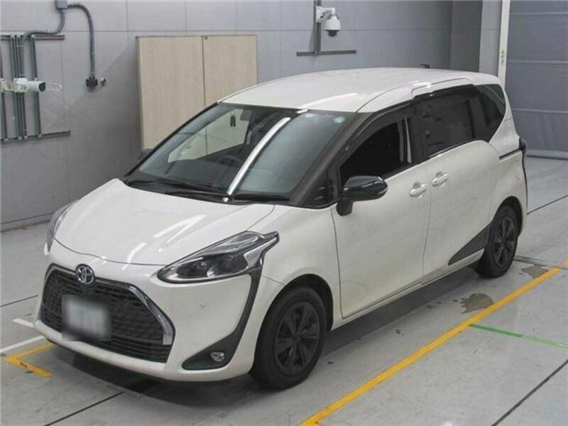 TOYOTA　SIENTA