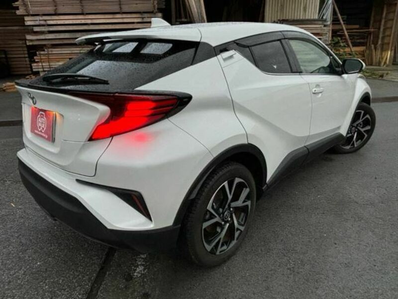 C-HR-2