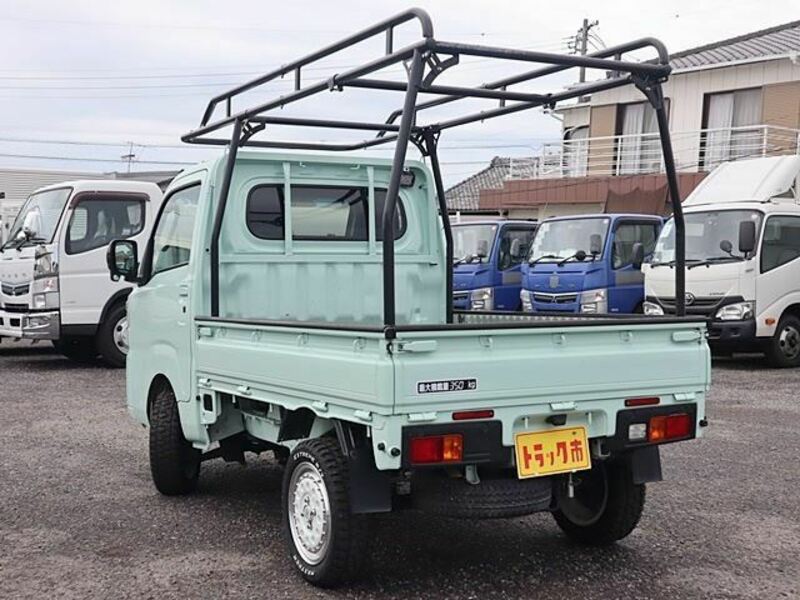 HIJET TRUCK-1