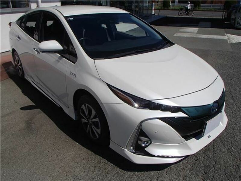 PRIUS PHV-32