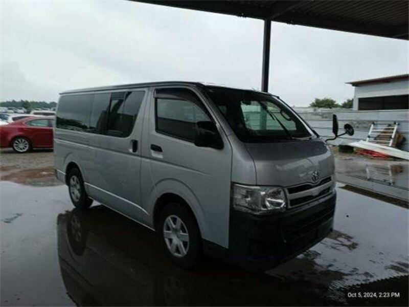 HIACE VAN-3