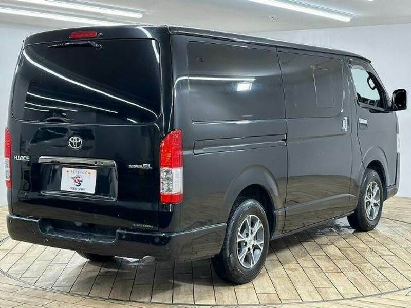 HIACE VAN-15