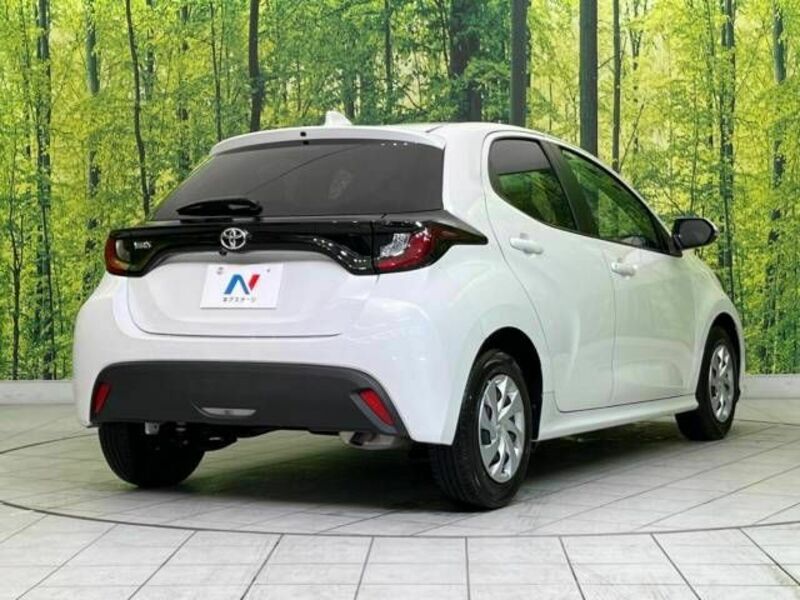 YARIS-17